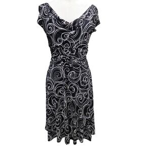 Maggy London Short Cap Sleeve Dress Women's Size 10 Black White